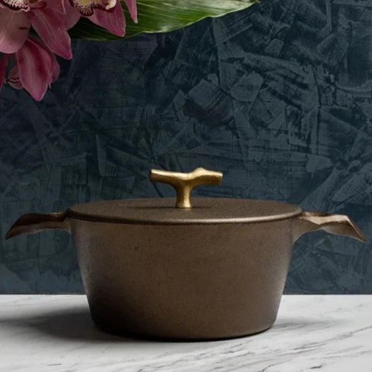 Cast Iron Dutch Oven with Lid - 3.5 Qt