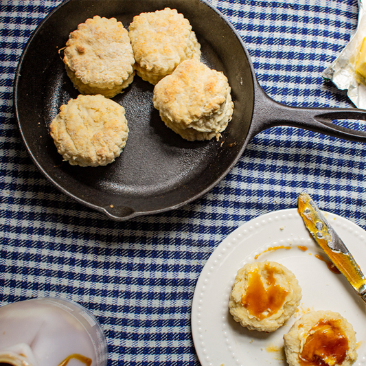 Pre-seasoned for immediate use. This versatile cookware offers exceptional heat retention and distribution for perfect dishes every time. Whether in the kitchen or outdoors, its durability and adaptability make it a must-have for any chef or camping trip.