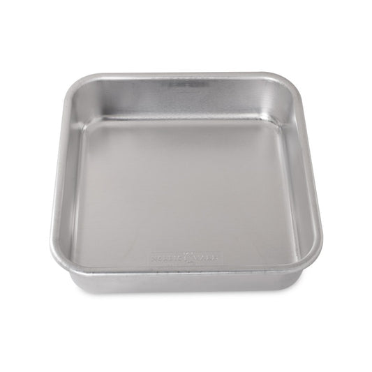 Every kitchen needs a square baking pan, and Nordic Wares is well-made to last through a lifetime of baking. With an encapsulated steel rim to prevent warping, this uncoated aluminum pan is suited for a variety of sweet and savory foods. Natural uncoated aluminum browns foods evenly. We’ve got you (and your cakes) covered! This square pan is designed to withstand the test of time and temperature, so it’s the perfect sidekick for your baking adventures.