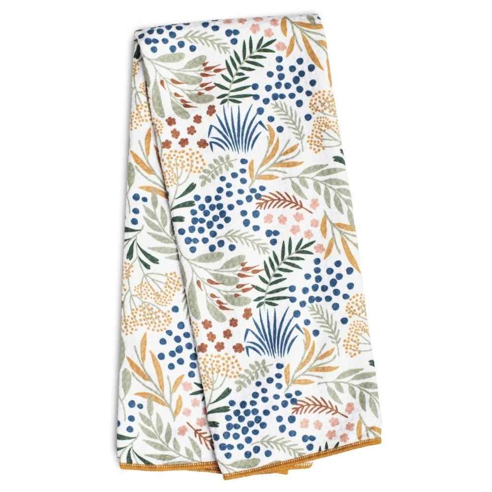 Discover our Inca Floral print hand towels--where the best of botanical and floral inspiration unite--to bring a burst of color and freshness to your home, no matter the season!