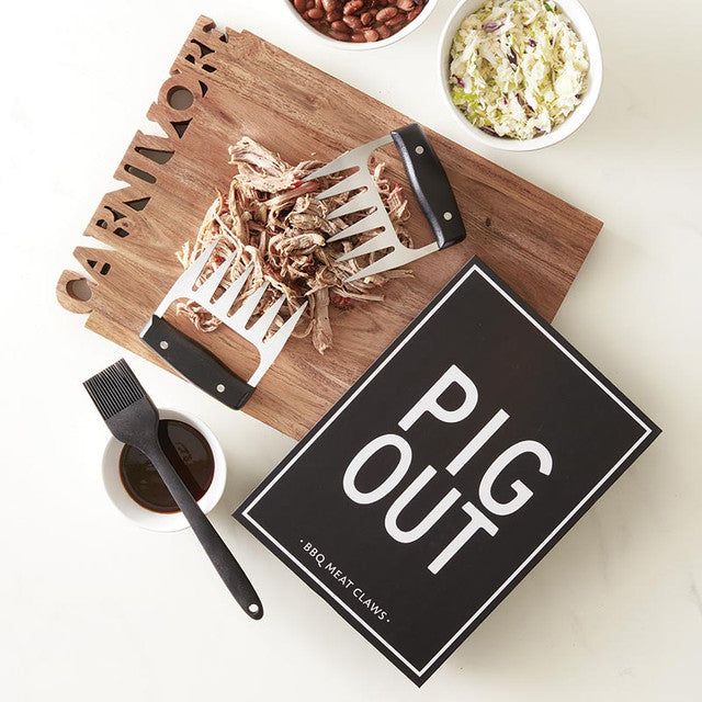 For the meat lover in your life, this gift set is the perfect choice. It includes two premium stainless steel meat shredding claws, each with comfortable wooden handles for a secure grip, and a high-quality silicone basting brush for applying marinades and sauces. The set is beautifully packaged in a charming book-shaped box, making it an impressive and thoughtful gift.