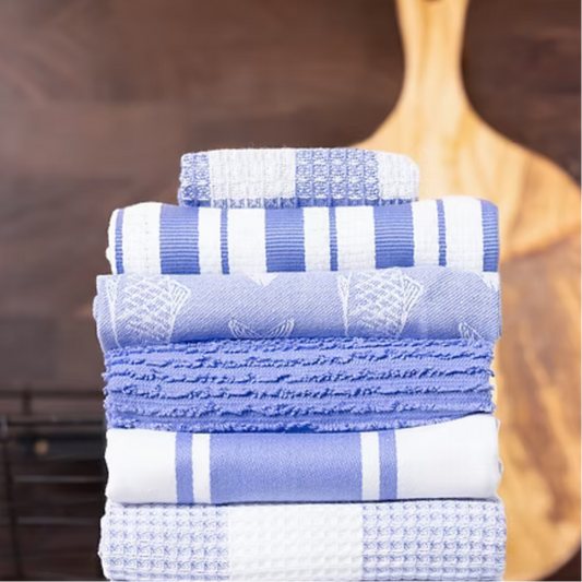 Measuring 12” x 12” and sold as a set of two, these cloths are built to last—machine washable and ready for repeated use. Upgrade your kitchen routine with the classic durability of the Basket Weave Cloth in Seaside Blue!