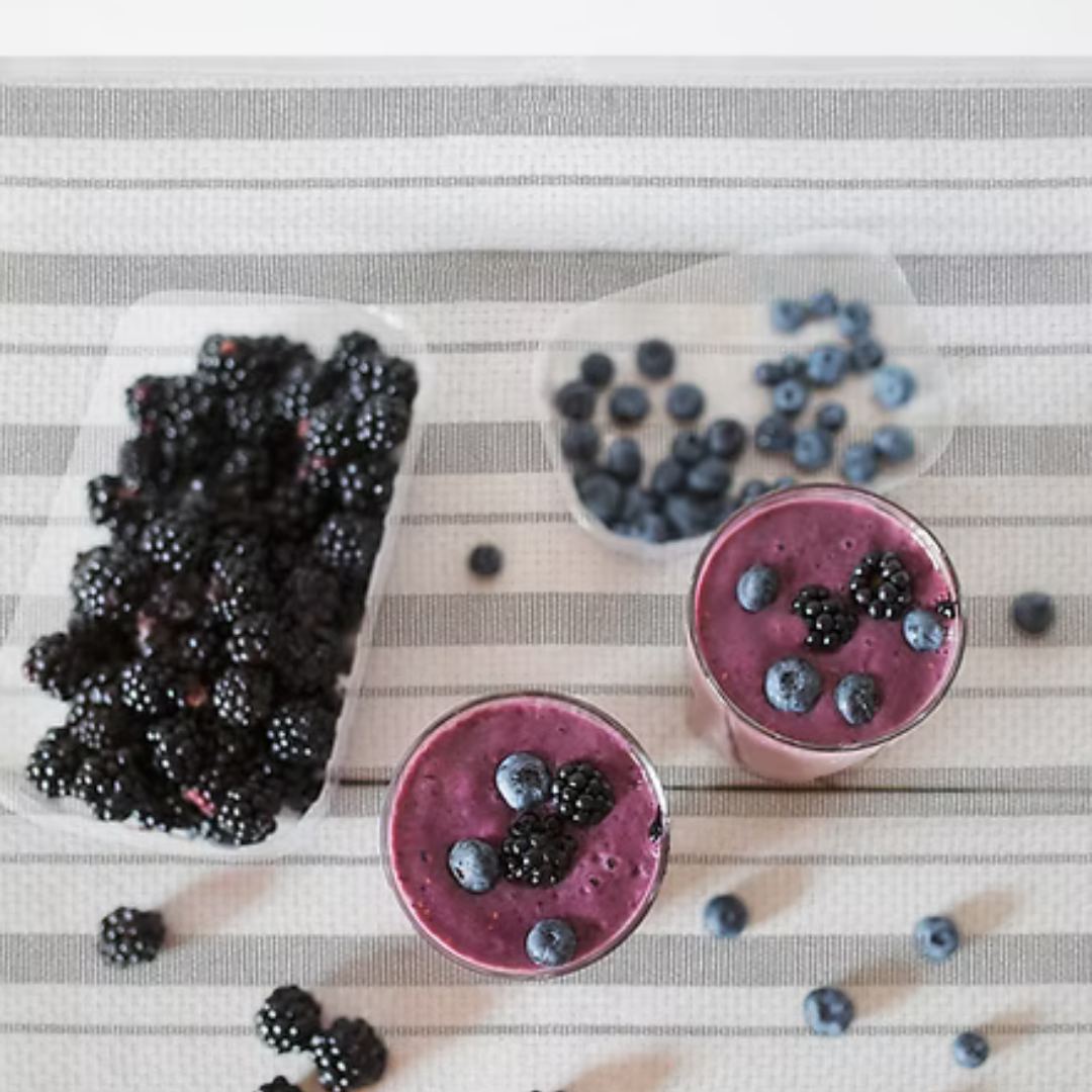 At 20” x 30”, this versatile, machine-washable towel is ready for everyday use, bringing classic function and style to your kitchen.