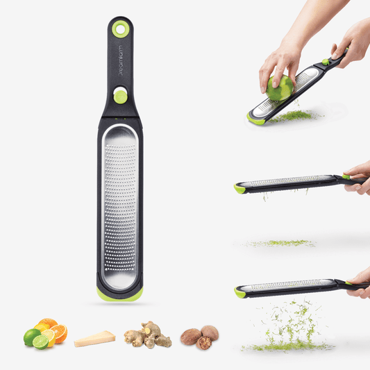 Ozest i<span data-mce-fragment="1">nstantly cleans and clears itself of any clinging zest with the push of a button. </span><span data-mce-fragment="1">Concave grater plate increases contact area for faster zesting, and guides your food down its centre for safer, more efficient strokes.</span>