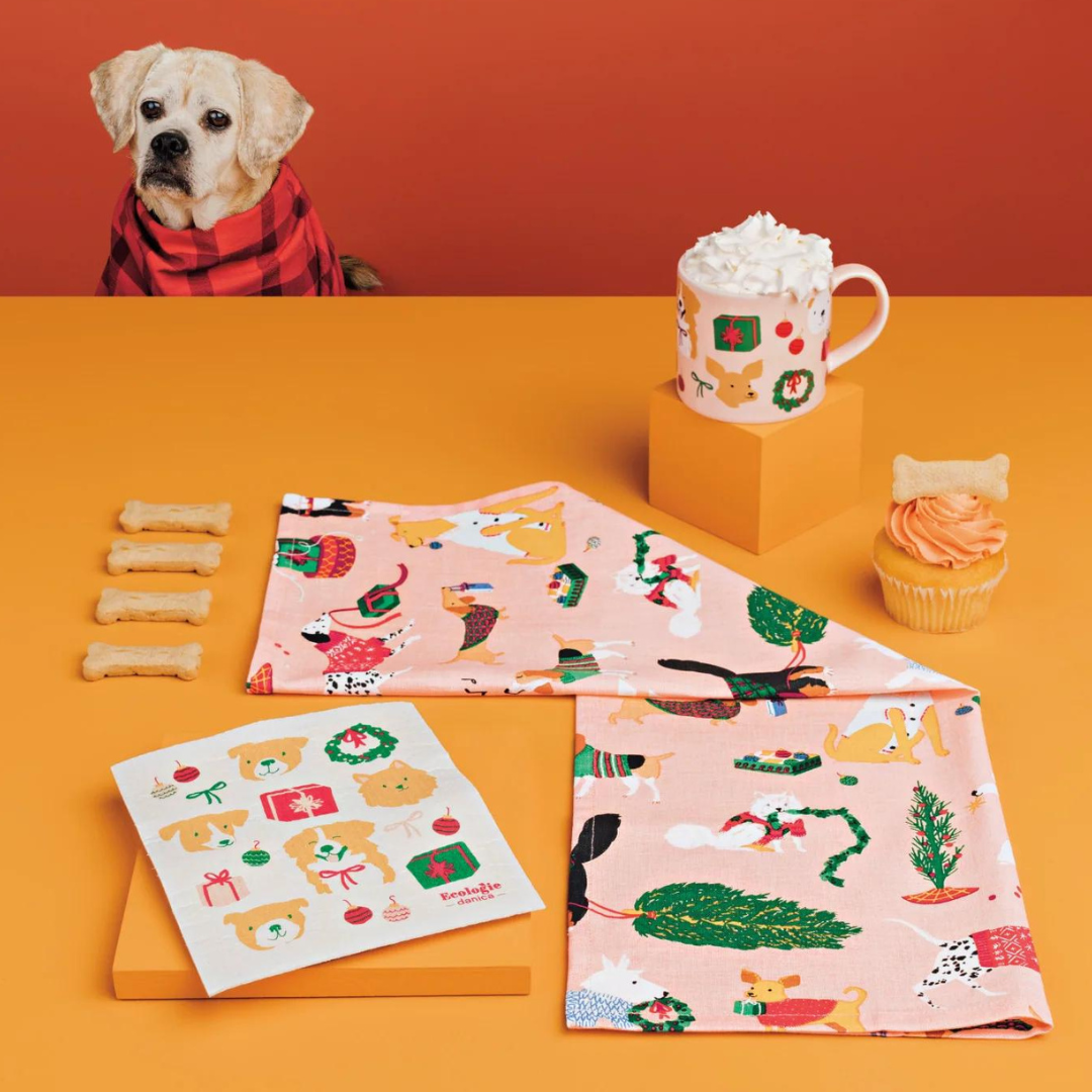 Fetch some holiday cheer with the Holiday Hounds Swedish Sponge Cloth!
