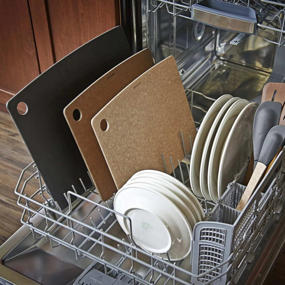 Proudly made in the USA, Epicurean boards are sustainably crafted in Superior, Wisconsin, using locally sourced materials. 