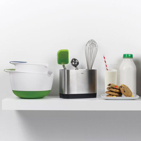 Meet the cookie monster's favorite tool - our Large Cookie Scoop! This size 20 portioner is the superhero of consistent cookie creation, making scooping and shaping as fun as eating the finished product!