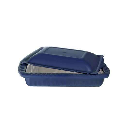 Foil Decor has three plastic components that work as a system to hold a 9x13 foil pan.