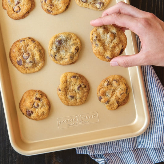 Quarter Sheet Baking Pan - Nonstick
