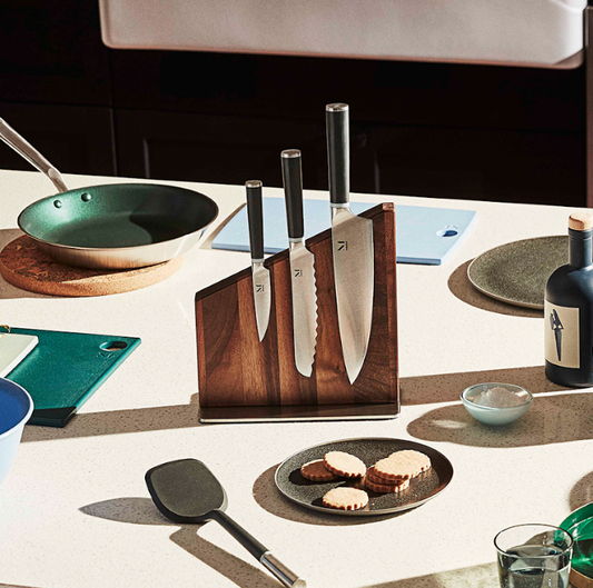 Just the right size, just the right weight, just what you need. A trio of high-performance knives, made from cryogenically-tempered Japanese stainless steel and high carbon making them meticulously sharp and incredibly resilient. With a matte, stain-resistant handle, you’ll want to show these off (The Stand can help).