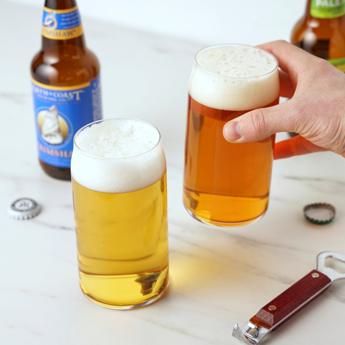  The sleek, streamlined shape keeps your beer colder for longer, while the tapered lip ensures a perfect pour and helps hold a beautiful layer of foam. 