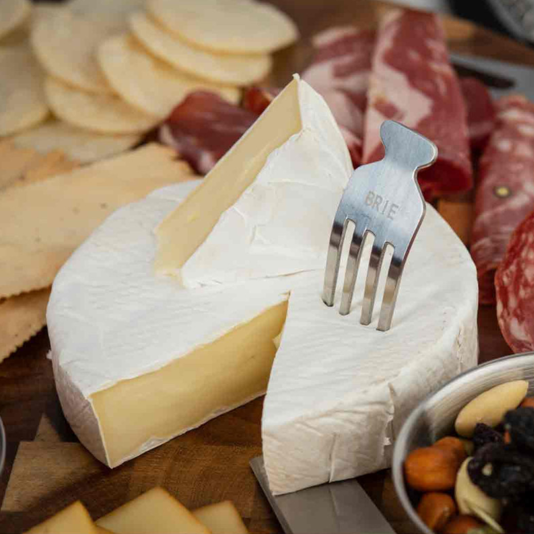  6 quirky fork-shaped picks includes "Bleu," "Brie," "Cheddar," "Chevre," "Gouda," and "Swiss" labels