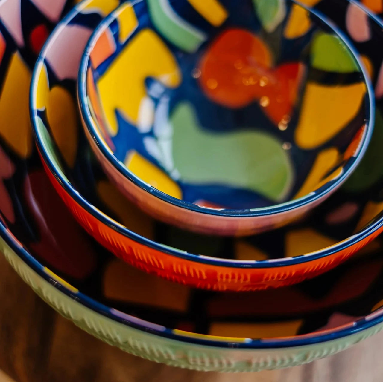 Doodle patterned bowl set from top down view