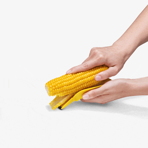Effortlessly peel fresh corn with its curved Japanese stainless steel blade, designed at the perfect depth and angle for clean removal of whole kernels without digging into the cob. Corpeel's unique kernel chute directs cut kernels neatly into a pile and folds in as a built-in blade cover for safe and compact storage. The side channel grips ensure controlled operation, and the non-slip rubber foot adds extra stability.