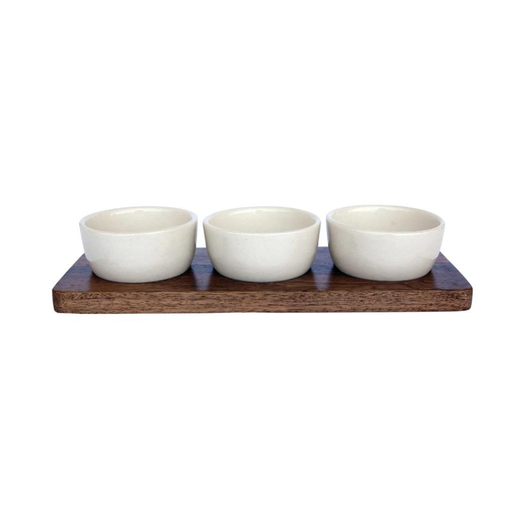 Creative Co-Op Tray and Bowls Set made of Mango Wood and Stoneware.