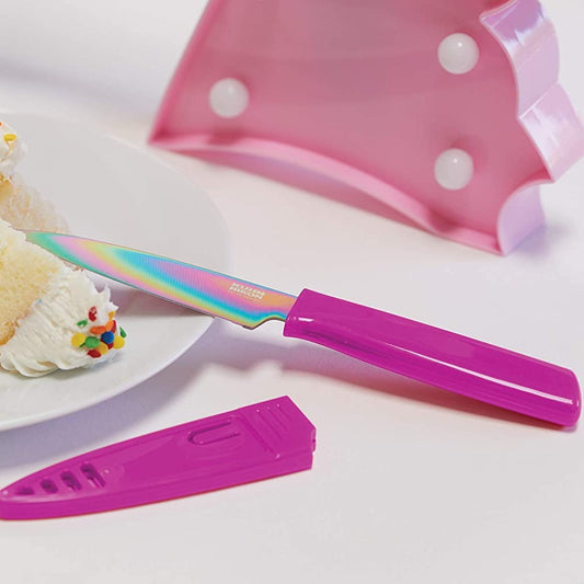 The COLORI® Paring Knife is the handy all-purpose knife and can handle all your kitchen prep-tasks. Perfect for slicing cheese for your sandwich, peeling an apple or chopping vegetables. Cut food does not stick to the blade thanks to its non-stick coating. Comes with blade protector for secure storage.