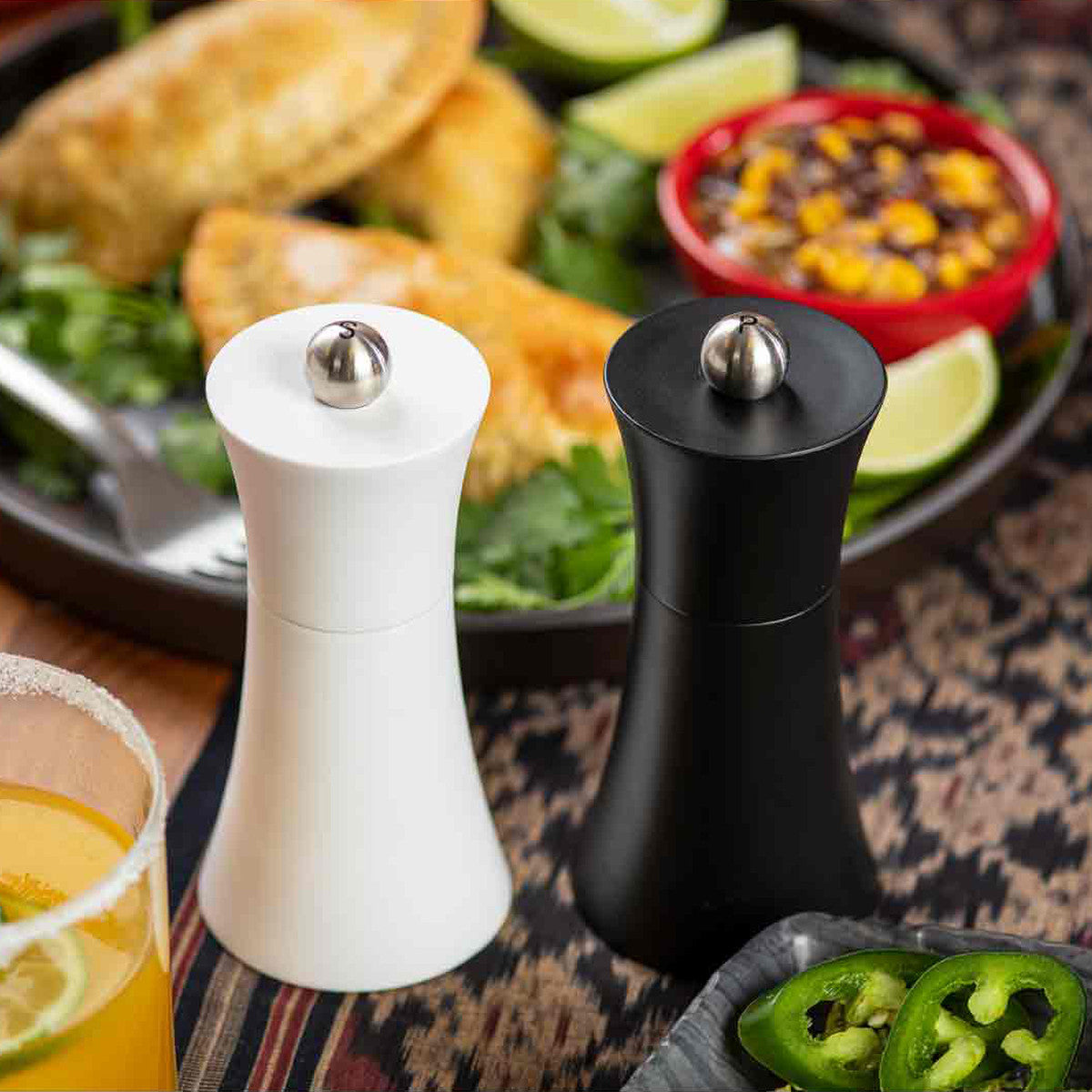 Salt & Pepper Mill - Set of 2