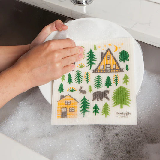 Dive into the wild with the Wild Life Swedish Sponge Cloth, and transform your cleaning routine into an adventurous escapade!