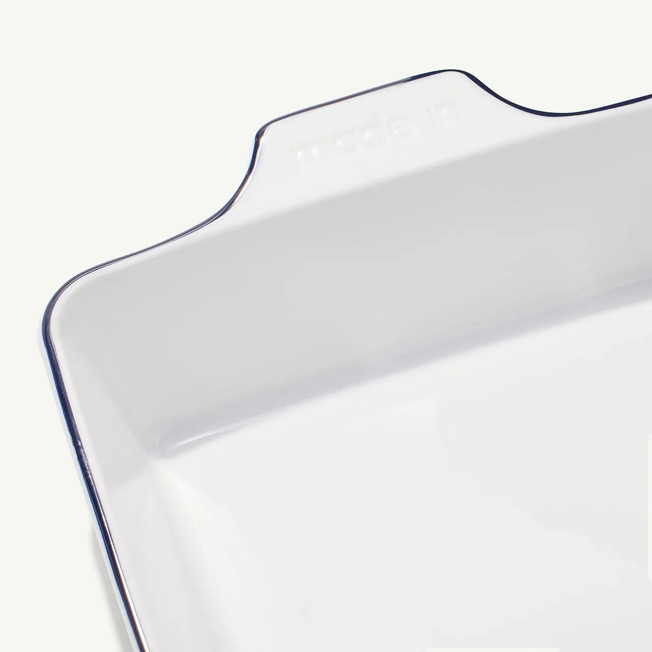 Rectangular Baking Dish - Navy Rim