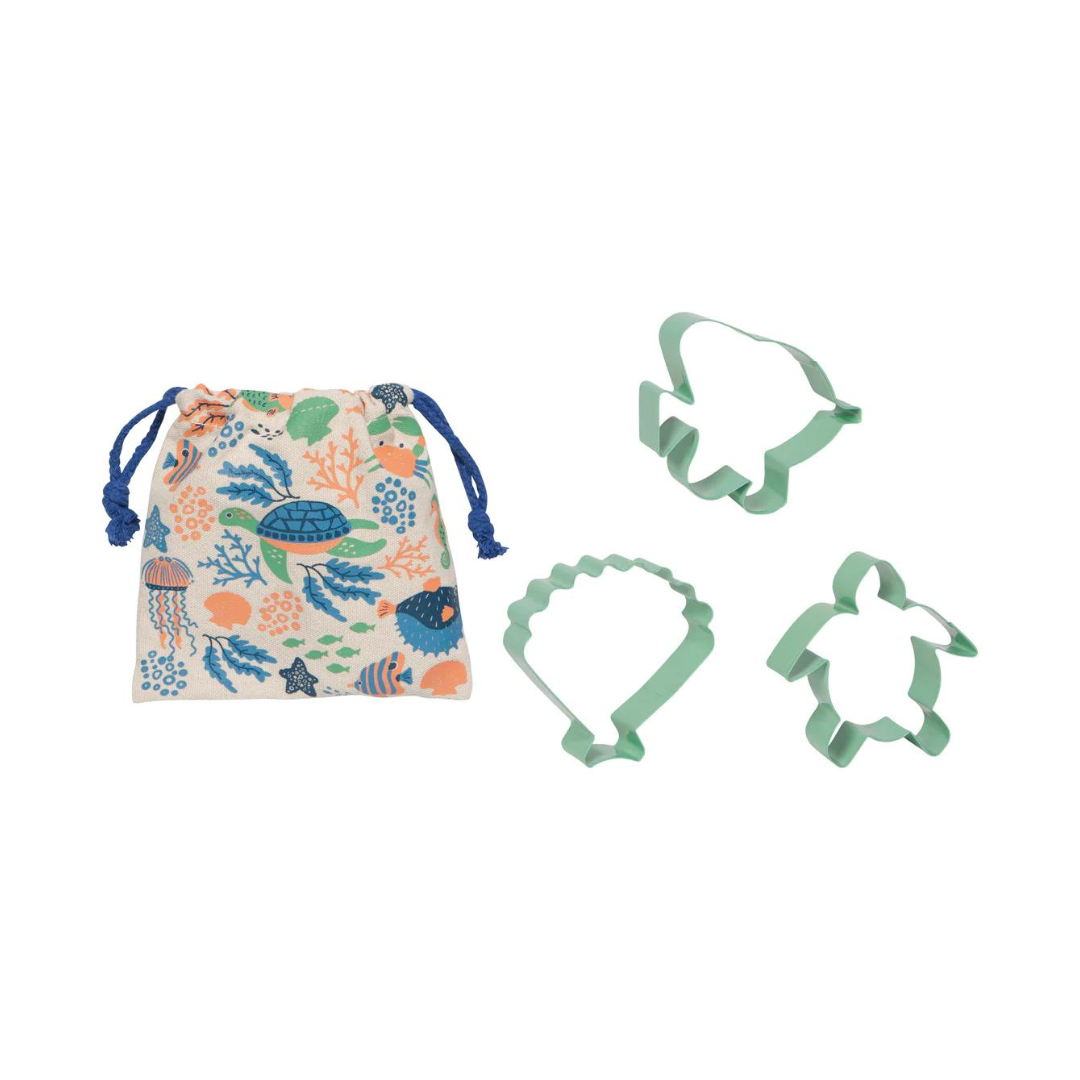 Cookie cutter sets with 3 assorted shapes come ready-to-gift in delectable, printed cotton drawstring pouches. Bring out your inner mer-baker with this ocean-inspired collection. Recipe cards included to help turn your undersea creations into works of art!
