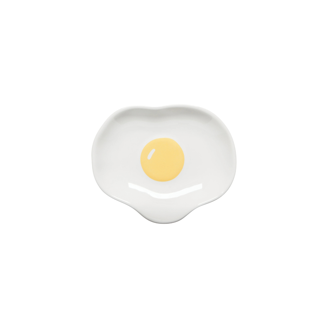 Give your spoons a sunny spot to rest with the Eggs Spoon Rest! Shaped like a cheerful sunny side-up egg, this stoneware rest features a debossed surface for extra character and a divot that cradles your spoons perfectly.