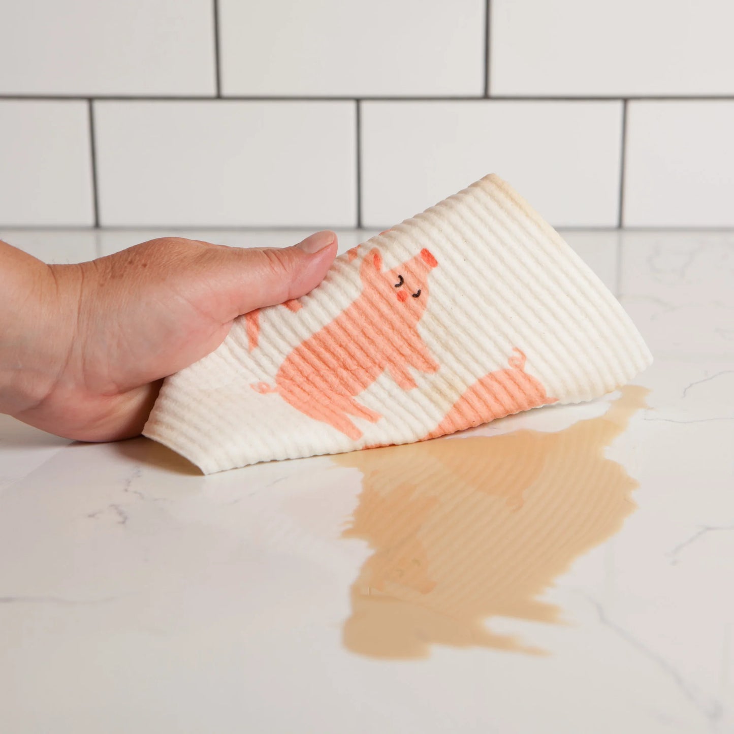 Tackle any wallow around the house with the Penny Pig Swedish dishcloth form Ecologie. Cleaning's snort that bad using the ultra-absorbent and stylish eco-friendly sponge cloth designed in Canada.